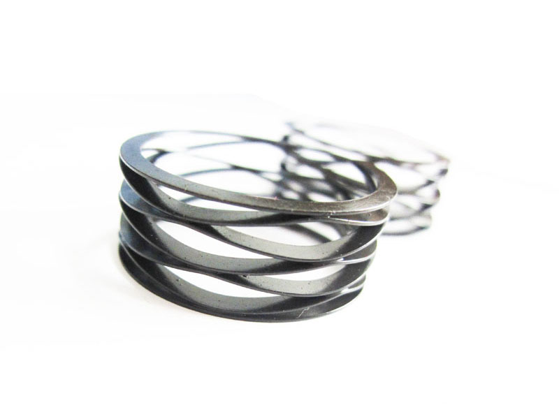 ���ε���